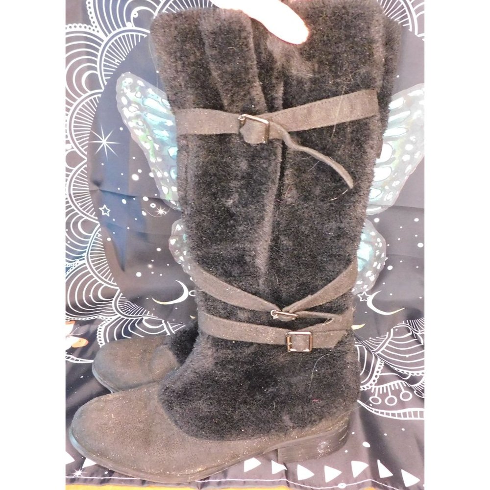 Wanted Plush Knee High Boots - Picture 5 of 6